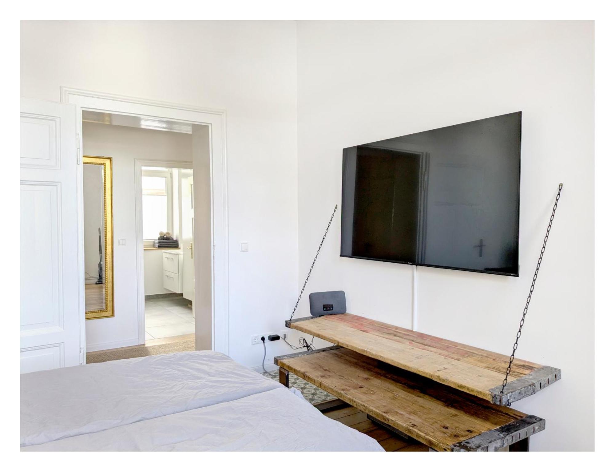 2 Zi Whg Zentral, Altbau, Renoviert 4P Appartement Hannover Buitenkant foto